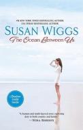 The Ocean Between Us di Susan Wiggs edito da Mira Books
