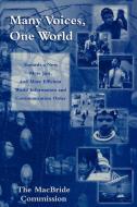 Many Voices, One World di Sean MacBride edito da Rowman & Littlefield Publishers