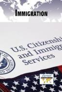 Immigration edito da Greenhaven Press