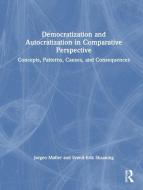 Democratization And Autocratization In Comparative Perspective di Jorgen Moller, Svend-Erik Skaaning edito da Taylor & Francis Ltd