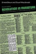 Revolution in Miniature di Ernest Braun, Stuart Macdonald edito da Cambridge University Press
