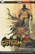 Batman The Streets Of Gotham - Leviathan di Mike Benson, Paul Dini, Christopher Yost edito da Dc Comics