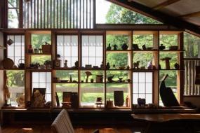UNCRATING THE JAPANESE HOUSE di YUKA YOKOYAMA edito da DISTRIBUTED ART PUBLISHERS