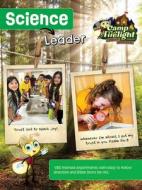Vacation Bible School (Vbs) 2024 Camp Firelight Science Leader: A Summer Camp Adventure with God edito da ABINGDON VBS