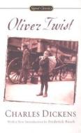Oliver Twist di Charles Dickens edito da SIGNET CLASSICS
