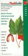 Trees di George A. Petrides, Janet Wehr, Olivia Petrides edito da Houghton Mifflin Harcourt (HMH)
