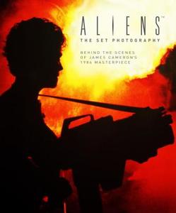 Aliens di Simon Ward edito da Titan Publ. Group Ltd.