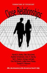 Close Relationships di Harold H. Kelley edito da University of Exeter Press