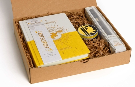 Harry Potter: Hufflepuff Boxed Gift Set di Insight Editions edito da INSIGHT EDITIONS