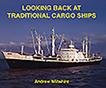 Looking Back at Traditional Cargo Ships di Andrew Wiltshire edito da Bernard McCall