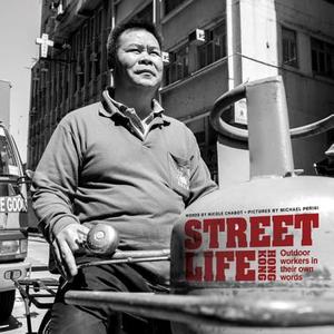 Street Life Hong Kong di Nicole Chabot edito da Blacksmith Books