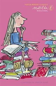 Matilda, English edition di Roald Dahl edito da Penguin Uk; Puffin