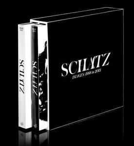 Schatz Images Flexicover: 25 Years, 2-Book Boxed Set, Limited, Signed, Numbered Collector's Edition with Print edito da Glitterati