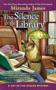 The Silence Of The Library di Miranda James edito da Penguin Random House Group