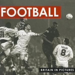 Football edito da PAPERBACKSHOP UK IMPORT