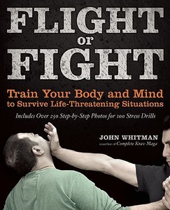 Train Your Body And Mind To Survive Life-threatening Situations di Mariza Snyder, Lauren Clum edito da Ulysses Press