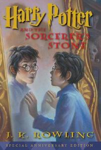 Harry Potter and the Sorcerer's Stone di J. K. Rowling edito da HARRY POTTER