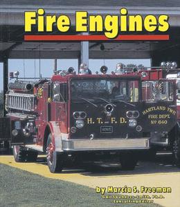Fire Engines di Marcia S. Freeman edito da Capstone Press